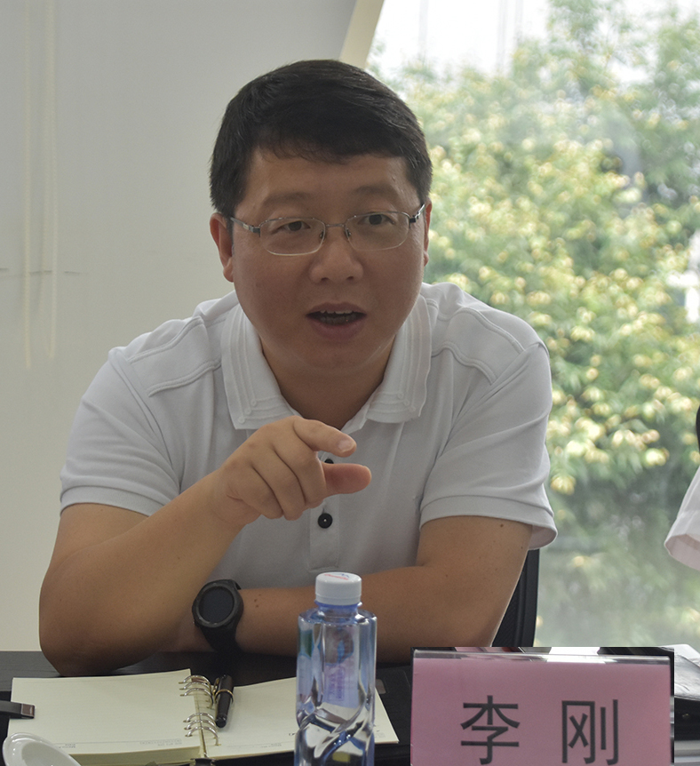 李刚.jpg